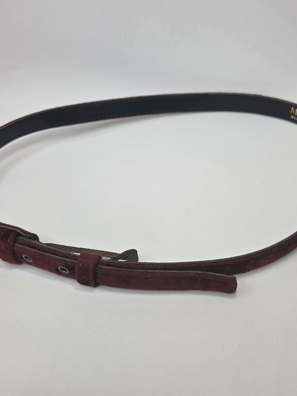MaxMara Womens Slim Burgubdy Suede Felt Belt Small (S) Adjustable Belt